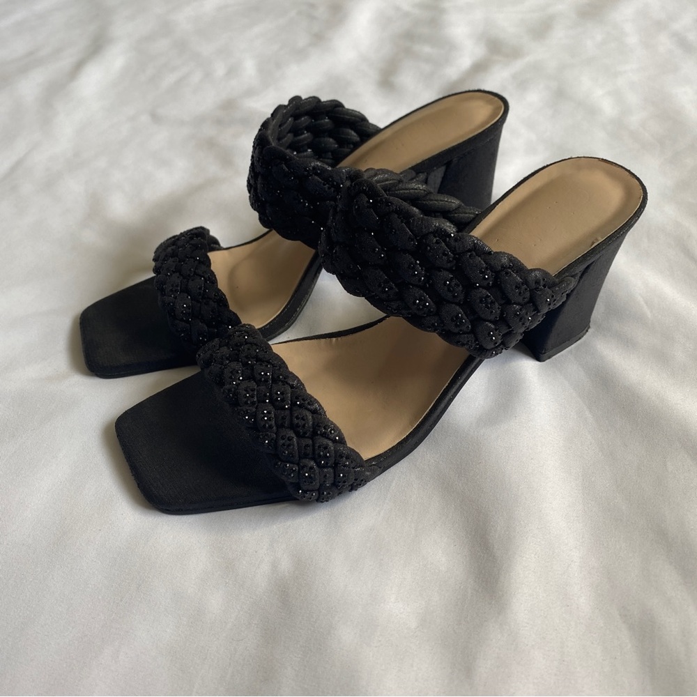 Double Braided strap black heels